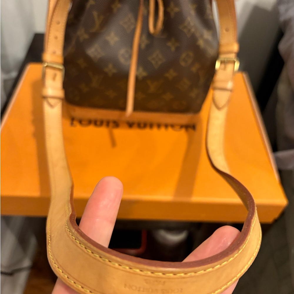 Louis Vuitton bag - Picture 5 of 13